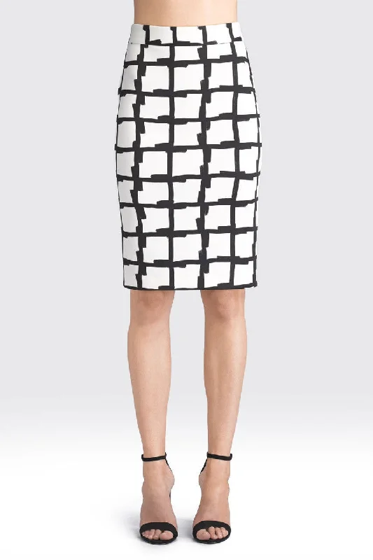 Pleated wool skirt for a warm winter office lookChecker Print Spacer Pencil Skirt