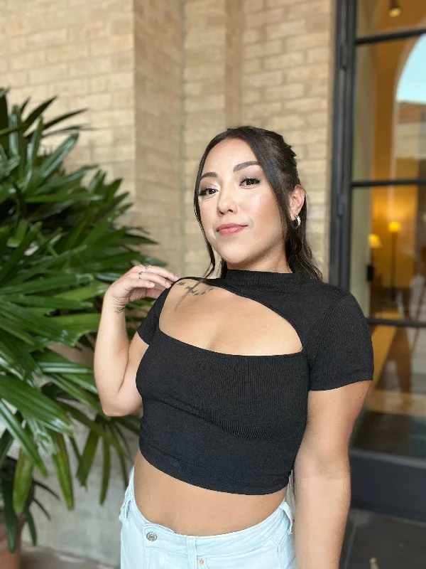 Betty Black Crop Top