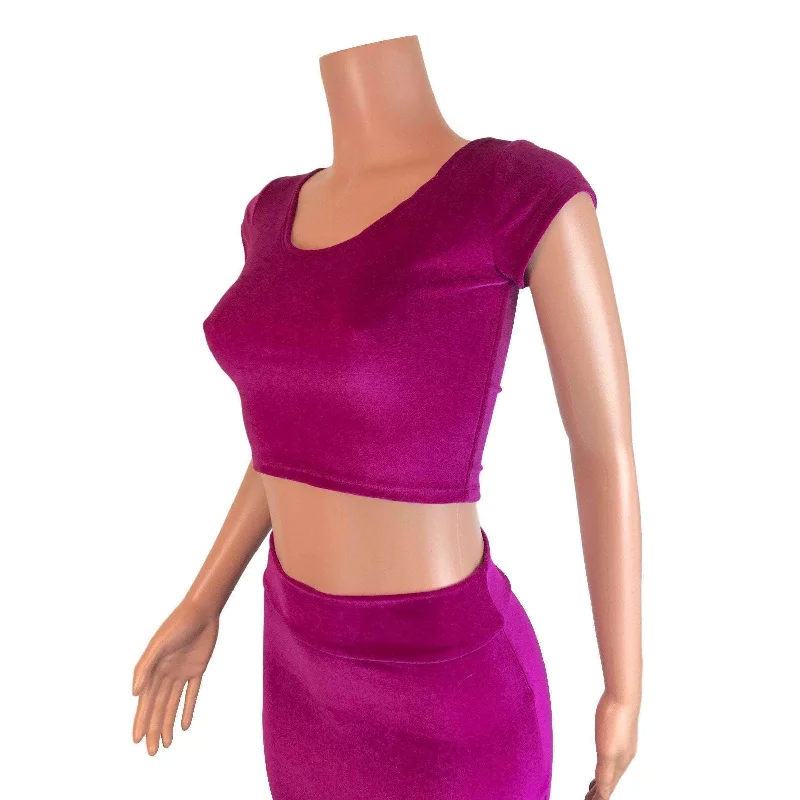 Puff - Sleeve Women's Crop Top in Pastel Green for a Retro and Fashion - Forward OutfitCap Sleeve Crop Top - Fuchsia Velvet Puff - Sleeve Women's Crop Top in Pastel Green for a Retro and Fashion - Forward OutfitCap Sleeve Crop Top - Fuchsia Velvet