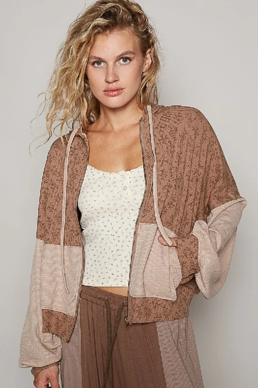 Everyday Floral Zip Up - MOCHA