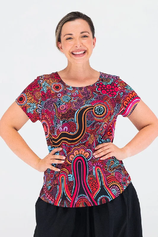 Geo - print polo shirt for a contemporary styleKnowledge Holders Women's Fashion Top