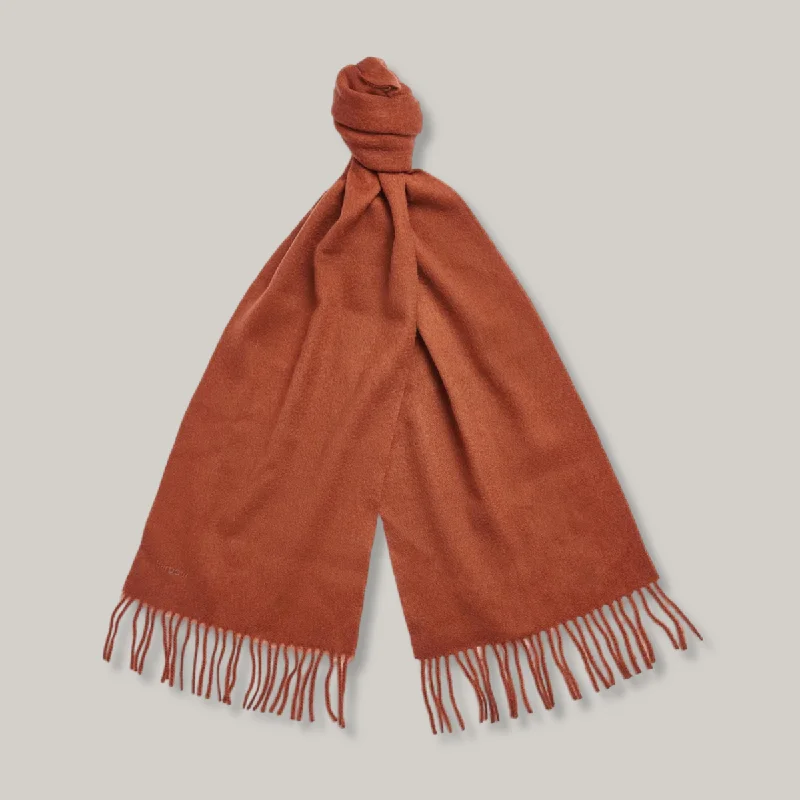 Plus Size Women's Oversized Chunky Knit SweatersBARBOUR PLAIN LAMBSWOOL SCARF - DARK GINGER Plus Size Women's Oversized Chunky Knit SweatersBARBOUR PLAIN LAMBSWOOL SCARF - DARK GINGER