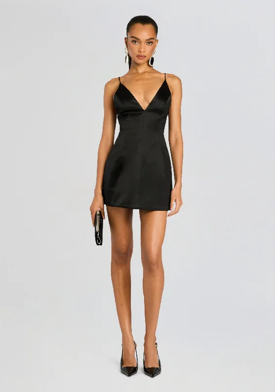 Cropped Women's Angora Blend Sweaters for a Trendy LookGiavanna Dress