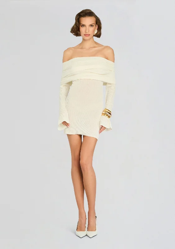 Boat Neck Women's Merino Wool Sweaters in Neutral ShadesGalli Rib Knit Mini Dress