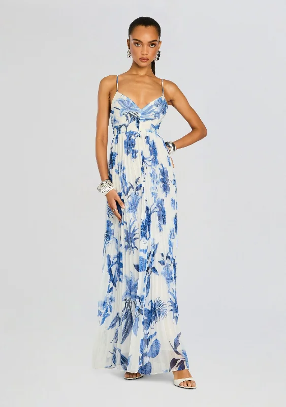 Cropped Women's Angora Blend Sweaters for a Trendy LookGabi Pleated Maxi Dress