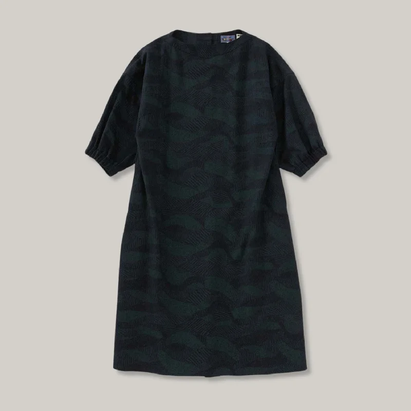 Split - Hem Women's Linen Blend Sweaters for SpringBLUE BLUE JAPAN WIND FLOW PATTERN WOOL PULLOVER DRESS - NAVY Split - Hem Women's Linen Blend Sweaters for SpringBLUE BLUE JAPAN WIND FLOW PATTERN WOOL PULLOVER DRESS - NAVY