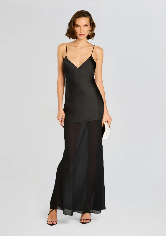 V - Neck Women's Ribbed Wool Sweaters for FallVienna Satin Maxi Dress