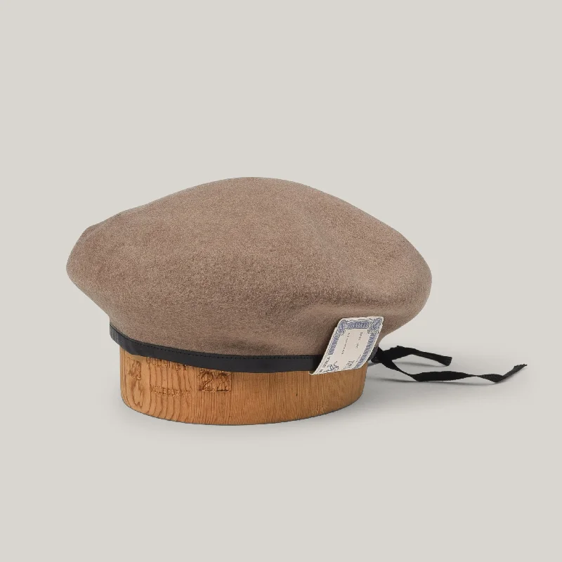 Women's Long Sleeve Turtleneck Cashmere SweatersH.W. DOG & CO. LEATHER BERET 63 - BEIGE