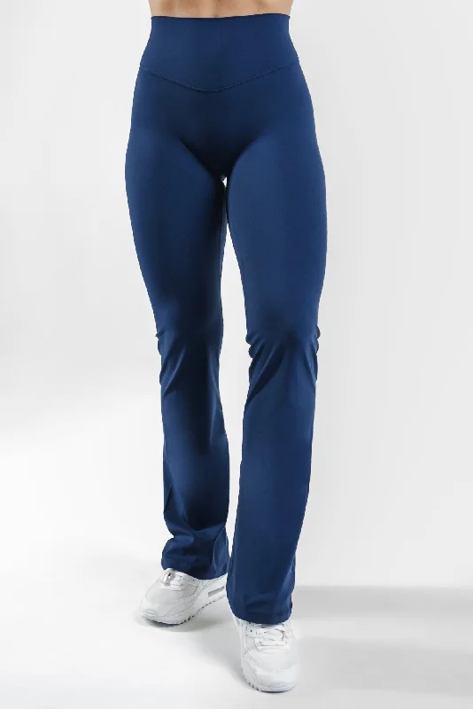 Neon - colored women leggings to stand out in workoutsCloud II™ Trouser - Sapphire