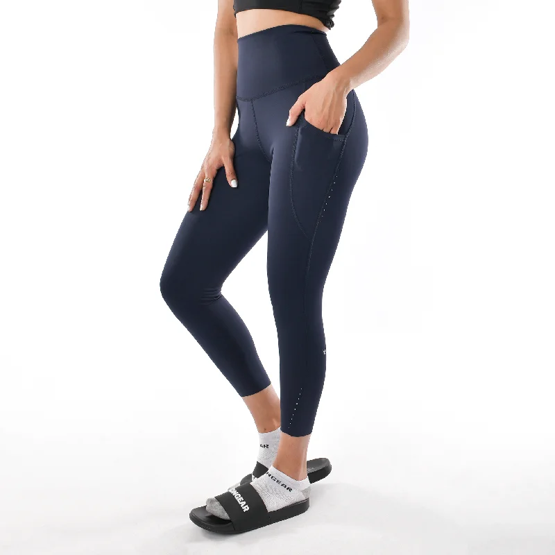Belted women leggings for a defined waist and added stylePacer Pocket Leggings
