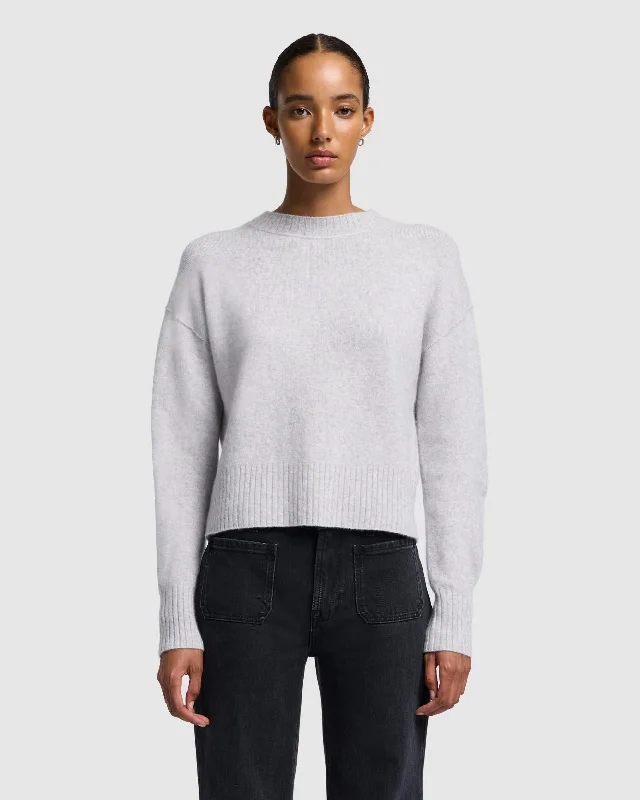 Cashmere Blend Crewneck Sweater in White Sand