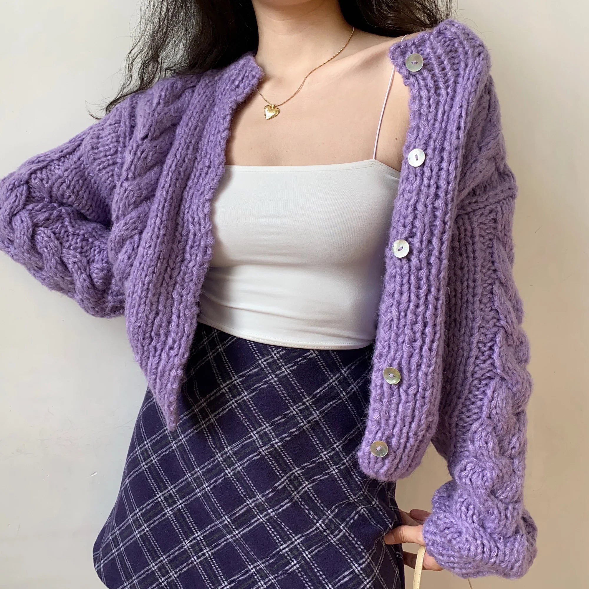ribbed women cardigan with a classic textureHeavy Cable Knit Cardigan    S2750