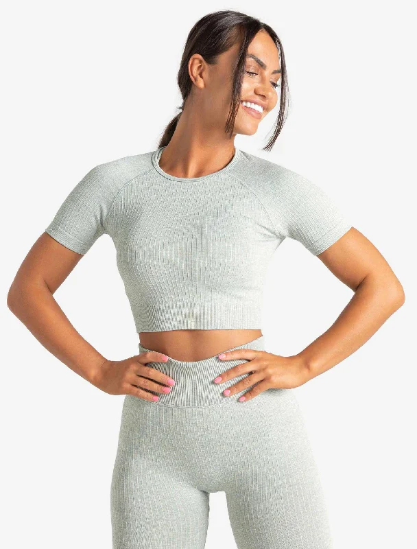Long Sleeve Women T Shirt for Cooler WeatherLounge Seamless Crop T-Shirt - Sage Green