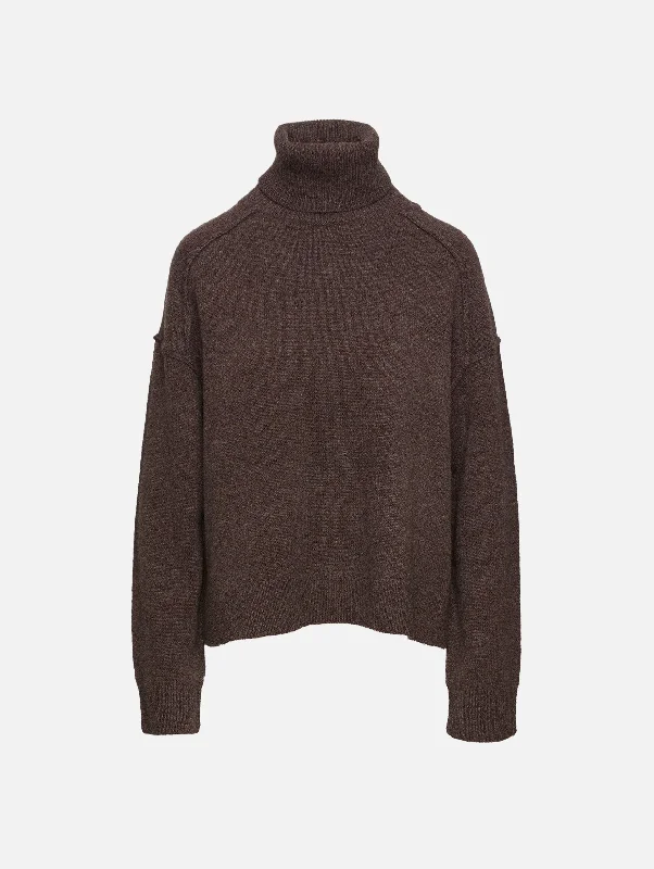Boat Neck Women's Merino Wool Sweaters in Neutral ShadesMelian Jordan Turtleneck Sweater Boat Neck Women's Merino Wool Sweaters in Neutral ShadesMelian Jordan Turtleneck Sweater