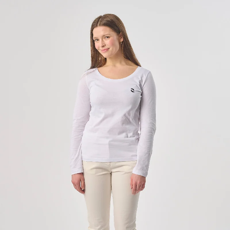 Plus Size Women T Shirt for a Comfortable and Flattering FitOmnitau Women's Organic Cotton Long Sleeve T-Shirt - White