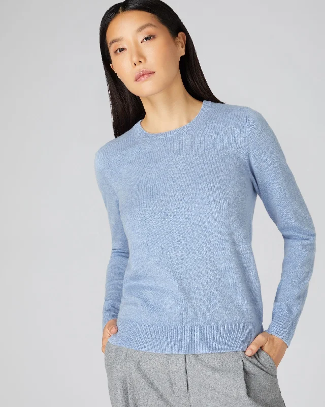Mock Neck Women's Alpaca Wool Sweaters in Earth TonesWomen's Evie Classic Round Neck Cashmere Sweater Cornflower Blue Mock Neck Women's Alpaca Wool Sweaters in Earth TonesWomen's Evie Classic Round Neck Cashmere Sweater Cornflower Blue