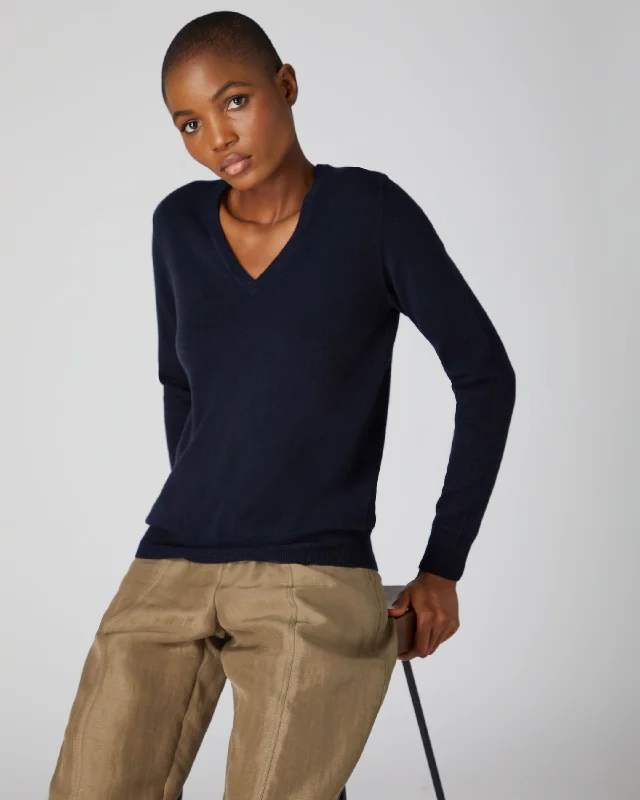 Hooded Women's Fleece - Lined Sweaters for WinterWomen's Phoebe V Neck Cashmere Sweater Navy Blue Hooded Women's Fleece - Lined Sweaters for WinterWomen's Phoebe V Neck Cashmere Sweater Navy Blue