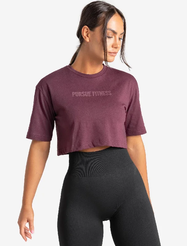 Pocketed Women T Shirt for Added FunctionalityOversized Crop T-Shirt - Maroon
