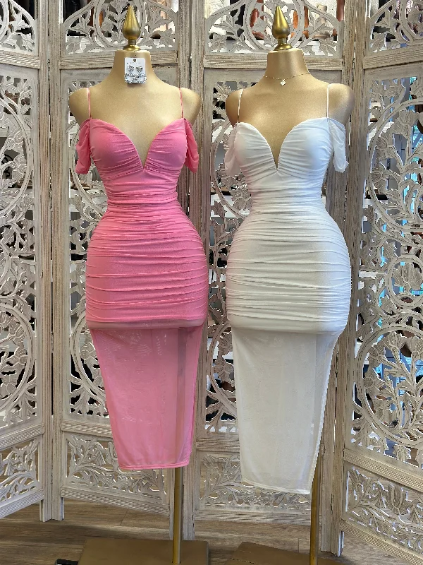Halter Neck Women Dress to Show Off the Shoulders and NecklineHeart Line Off Shoulder Midi Dress- Stretchy