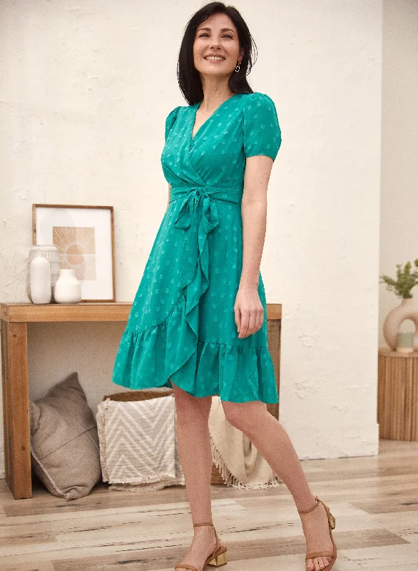 Halter Neck Women Dress to Show Off the Shoulders and NecklineDot Print Wrap Dress