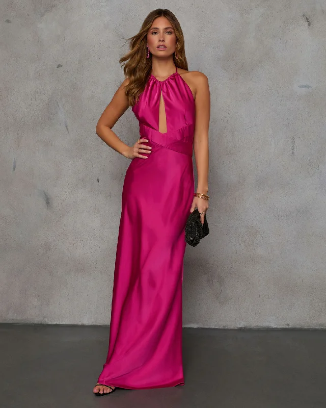 Long - Sleeve Women Dress in Velvet for a Luxurious Winter LookAdelynn Satin Halter Maxi Dress Long - Sleeve Women Dress in Velvet for a Luxurious Winter LookAdelynn Satin Halter Maxi Dress