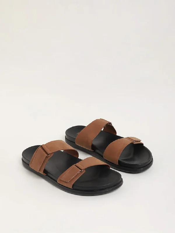 Leather Look Women Shorts for an Edgy and Chic StyleSOLEPLAY Brown Strap-On Sandals Leather Look Women Shorts for an Edgy and Chic StyleSOLEPLAY Brown Strap-On Sandals