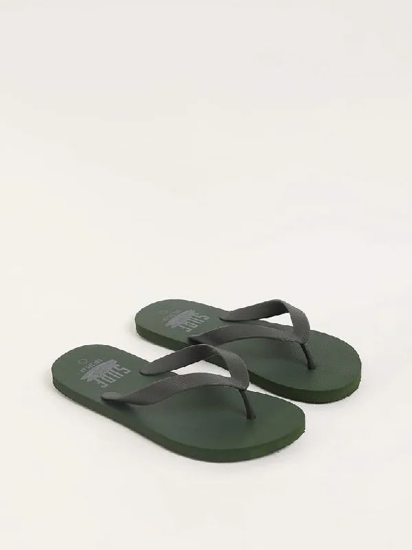 Patterned Geometric Women Shorts for a Modern AppealSOLEPLAY Rugged Green Flip-Flop Patterned Geometric Women Shorts for a Modern AppealSOLEPLAY Rugged Green Flip-Flop