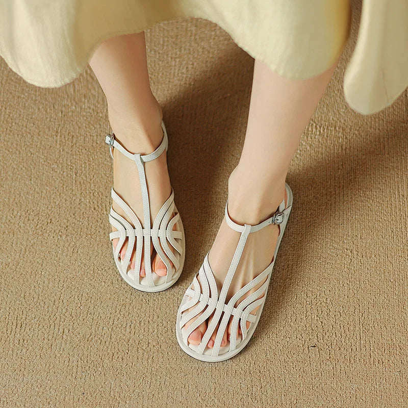 Retro Hollow Out Round Toe Sandals